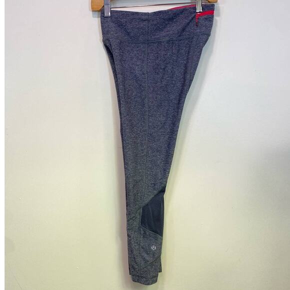 Lululemon Gray -Pink 3/4 Leggins Size 4 Sheer ,Back pocket Small - Picture 3 of 9